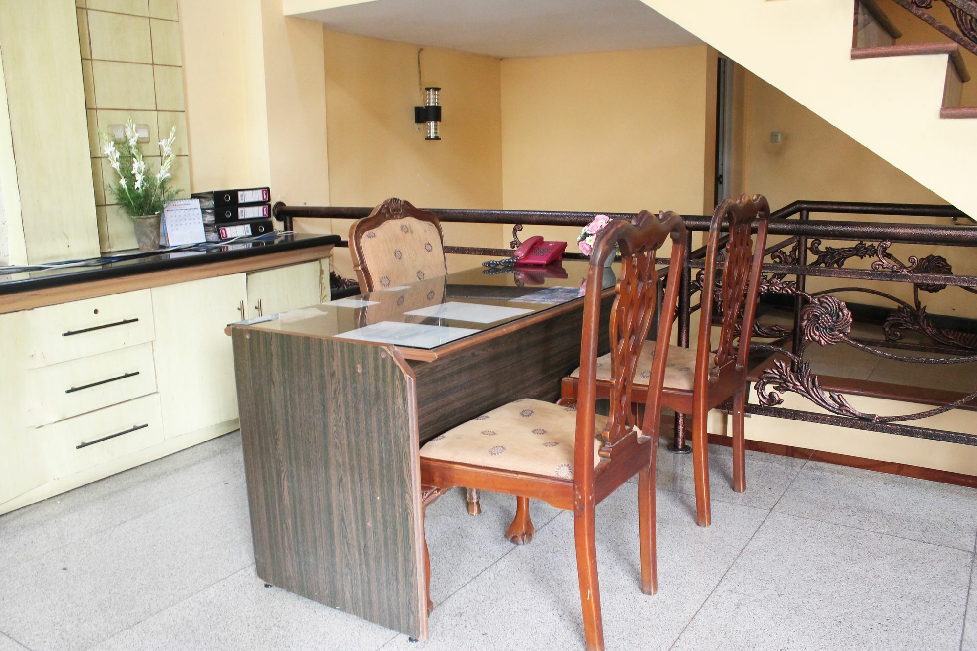 Graha Sekar Arum Syariah Sorabaya Extérieur photo